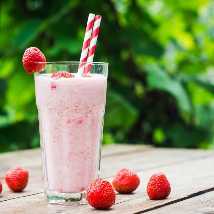 Çilekli Milkshake