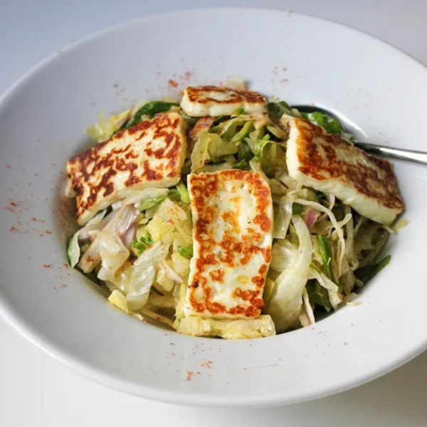 Hellimli Bahçe Salata
